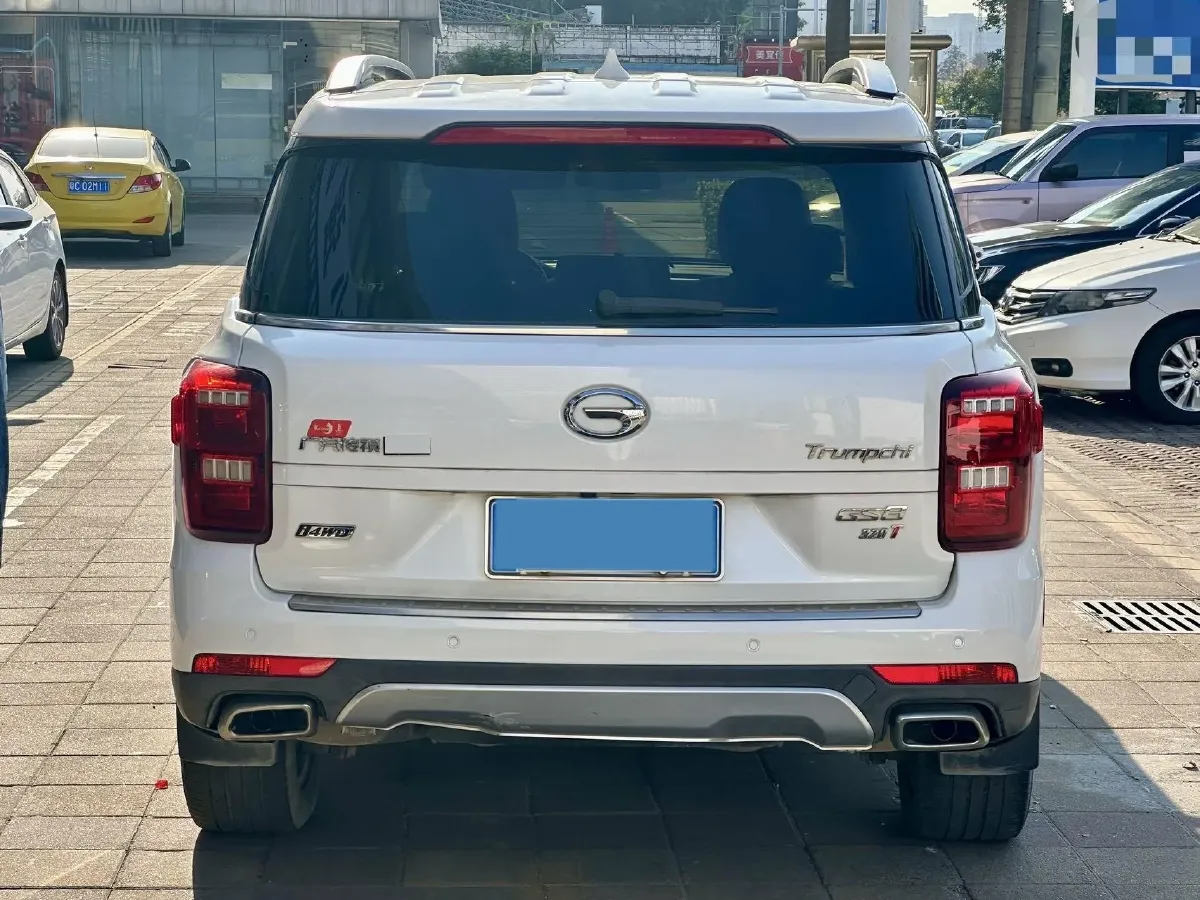 2017 GAC Trumpchi GS8 2.0T 201HP L4 6AT,autocango,china used car exporter,china ev exporter,chinese used car exporter,chinese used ev exporter