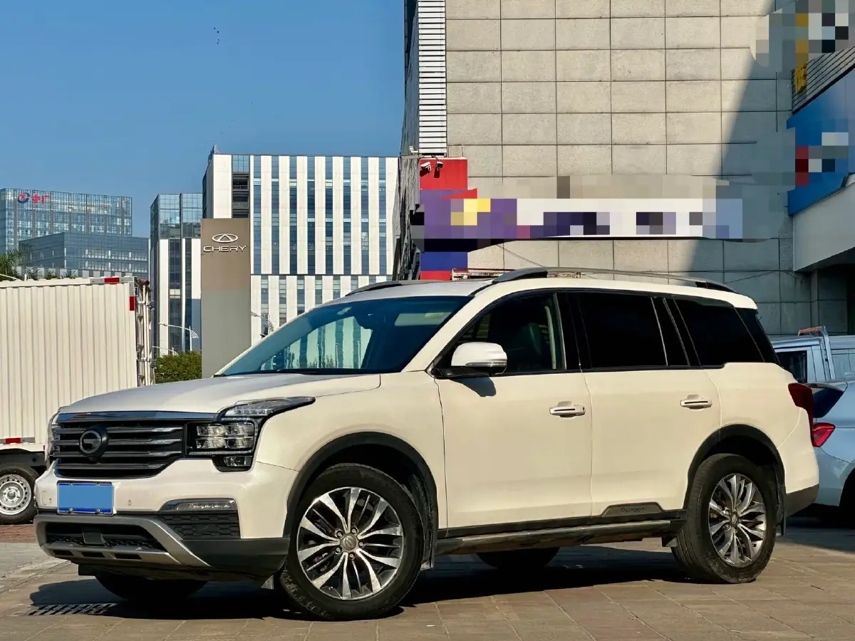 2017 GAC Trumpchi GS8 2.0T 201HP L4 6AT