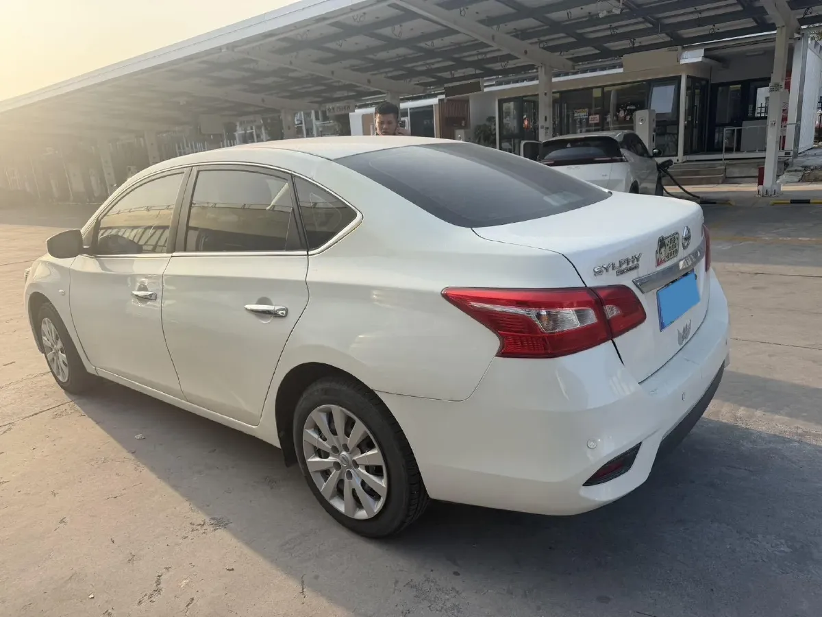 2021 Nissan Sylphy 1.6L 122HP L4 CVT,autocango,china used car exporter,china ev exporter,chinese used car exporter,chinese used ev exporter