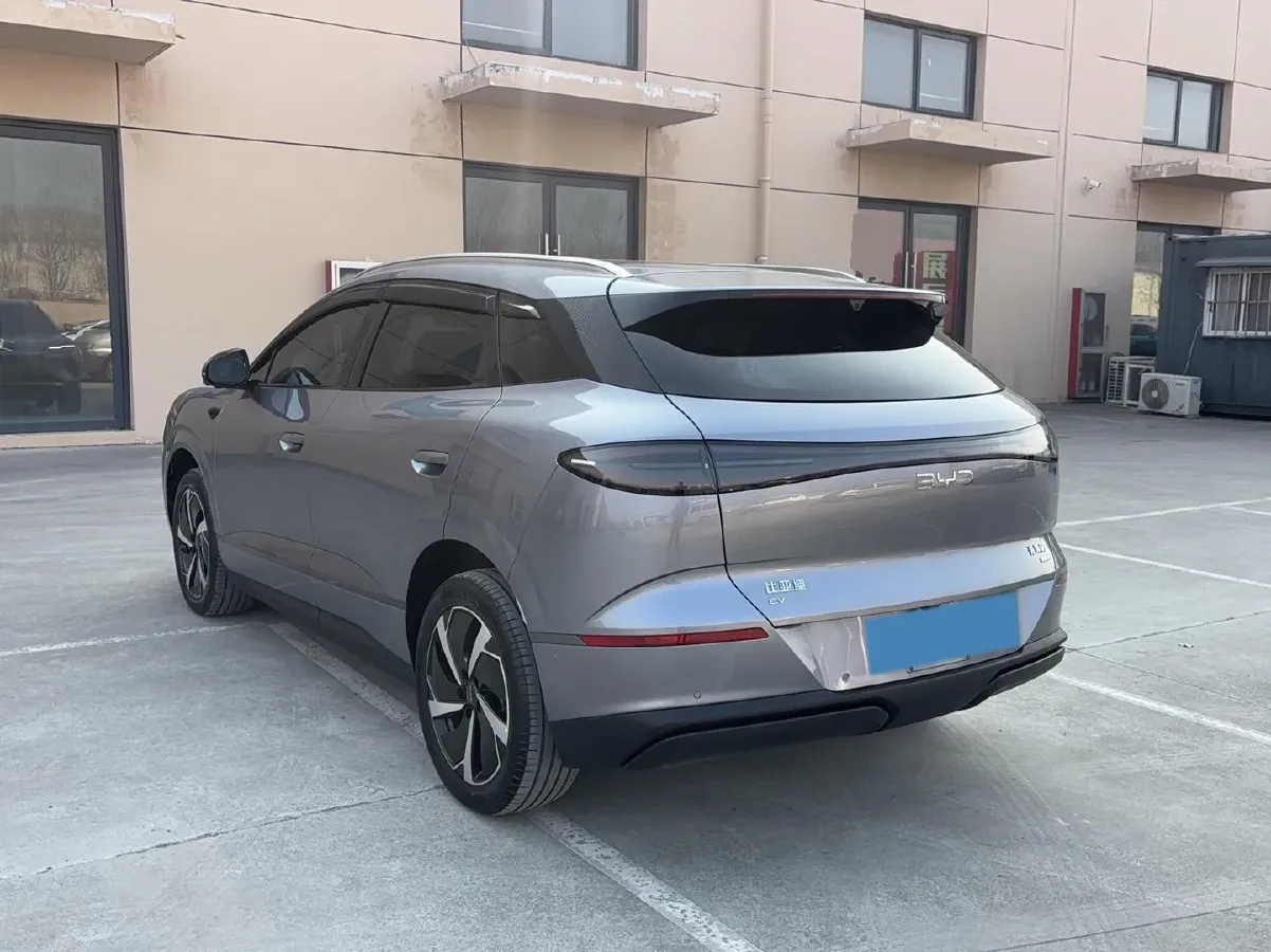2025 LanDian E5 PLUS 1.5L 95HP L4 E-CVT PHEV,autocango,china used car exporter,china ev exporter,chinese used car exporter,chinese used ev exporter