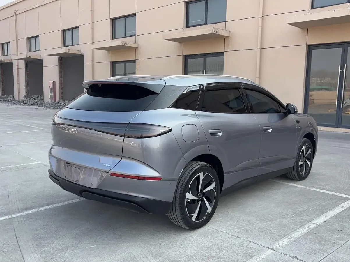 2025 LanDian E5 PLUS 1.5L 95HP L4 E-CVT PHEV,autocango,china used car exporter,china ev exporter,chinese used car exporter,chinese used ev exporter