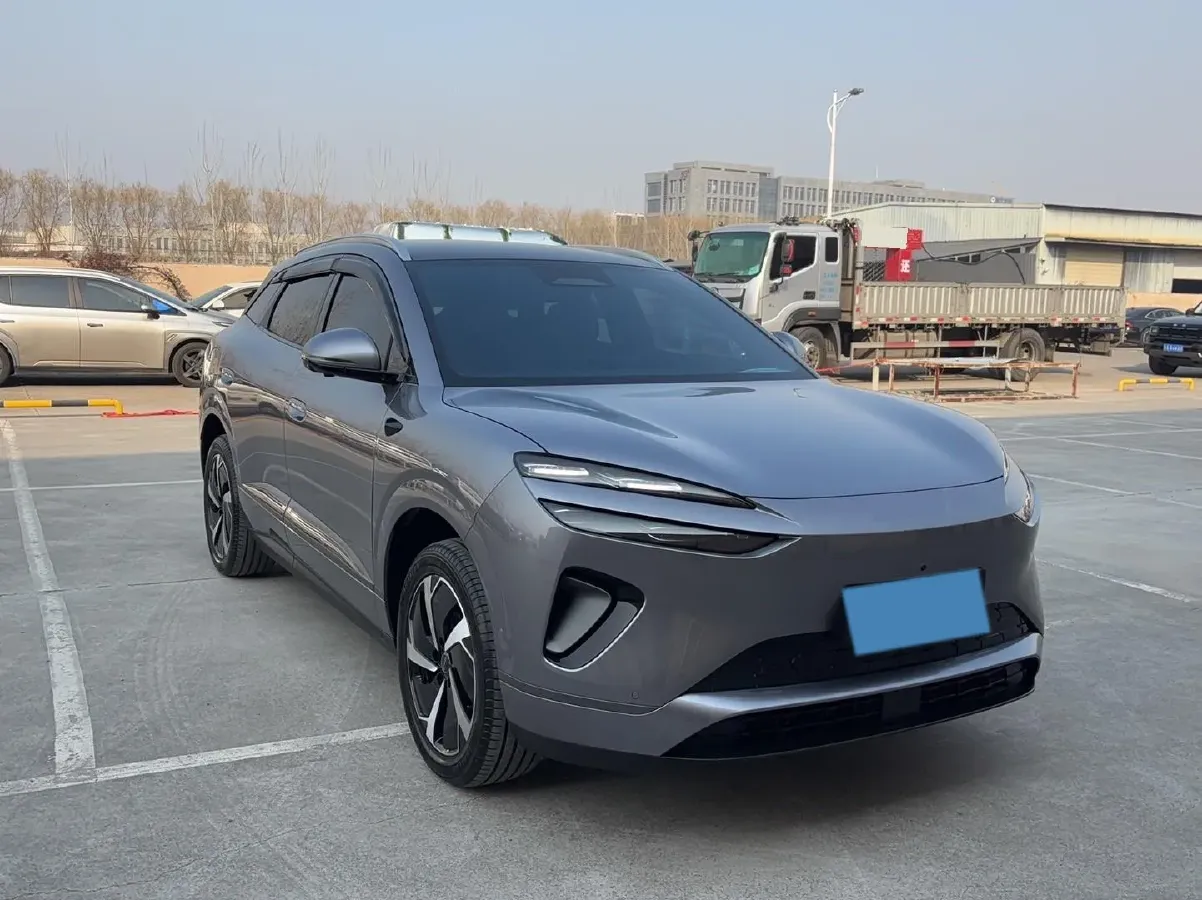 2025 LanDian E5 PLUS 1.5L 95HP L4 E-CVT PHEV,autocango,china used car exporter,china ev exporter,chinese used car exporter,chinese used ev exporter