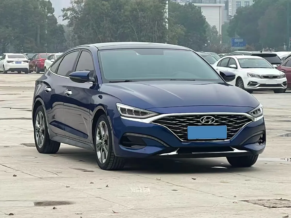 2019 Hyundai La Festa 1.6T 190HP L4 7DCT,autocango,china used car exporter,china ev exporter,chinese used car exporter,chinese used ev exporter
