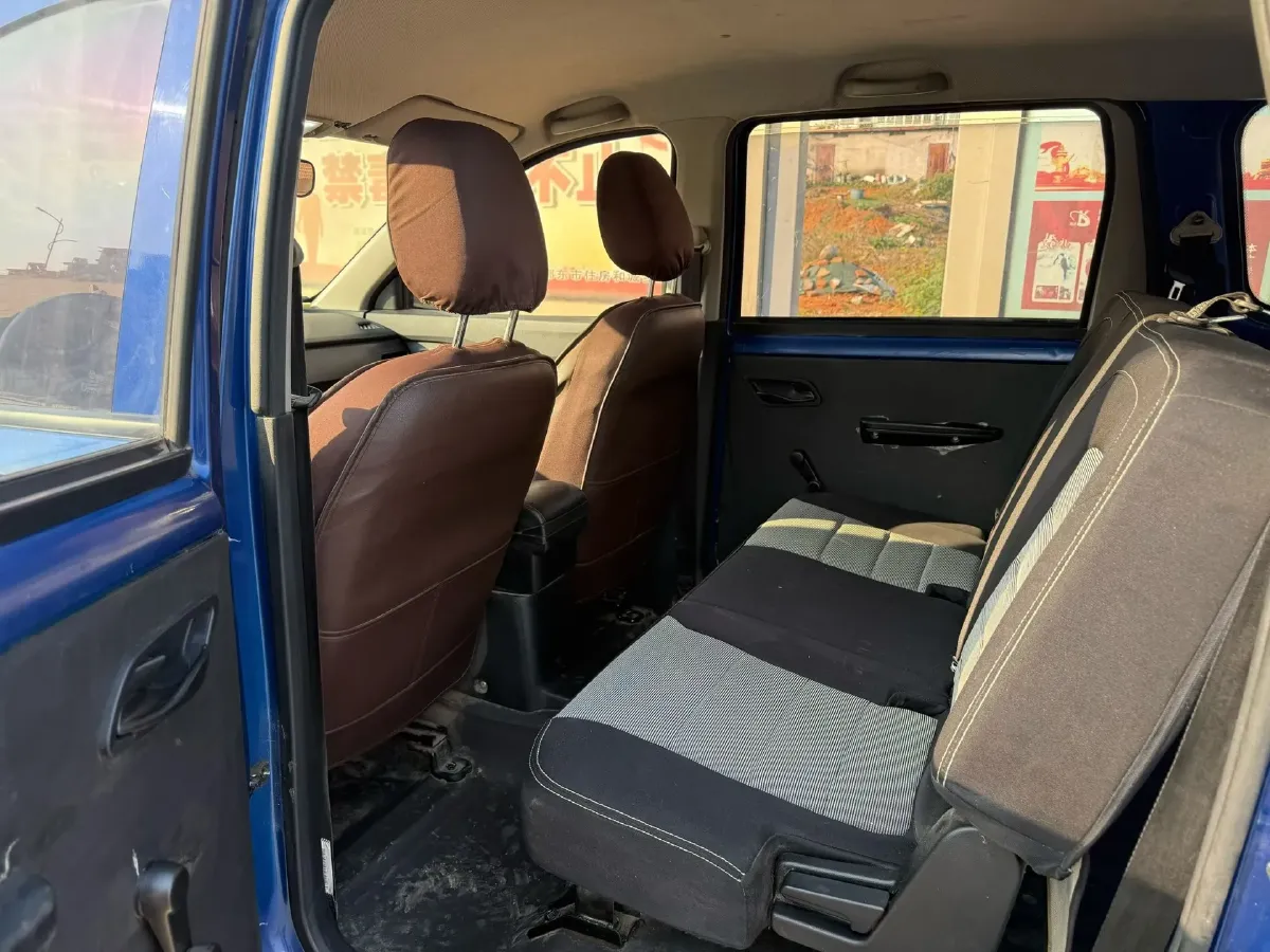 2019 WuLing HongGuang 1.5L 105HP L4 5MT,autocango,china used car exporter,china ev exporter,chinese used car exporter,chinese used ev exporter