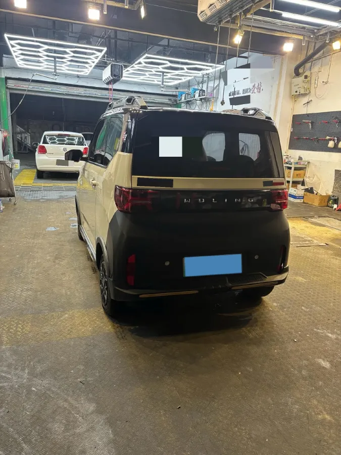 2022 WuLing HongGuang MINI EV BEV 26.5KWH,autocango,china used car exporter,china ev exporter,chinese used car exporter,chinese used ev exporter