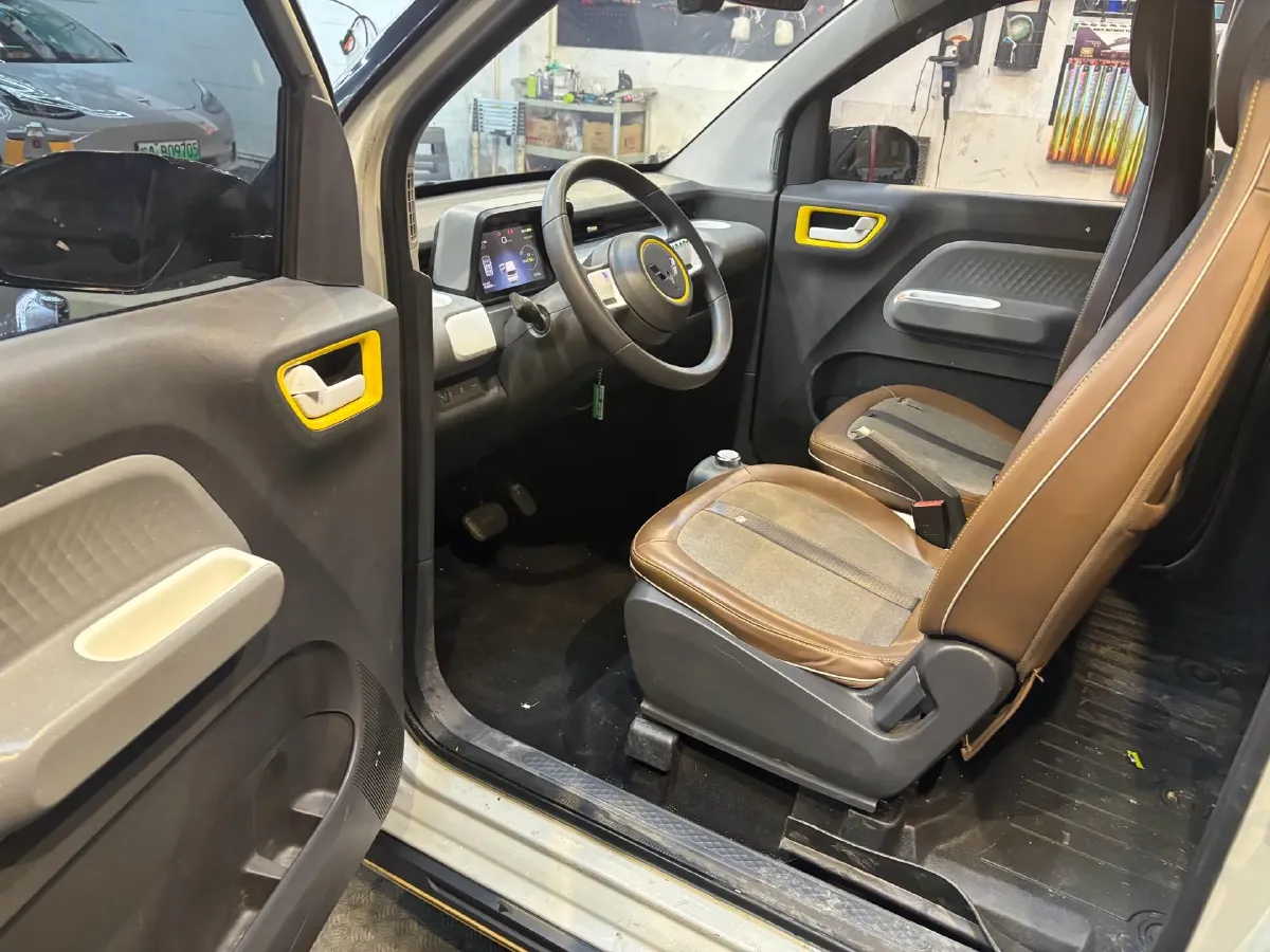 2022 WuLing HongGuang MINI EV BEV 26.5KWH,autocango,china used car exporter,china ev exporter,chinese used car exporter,chinese used ev exporter