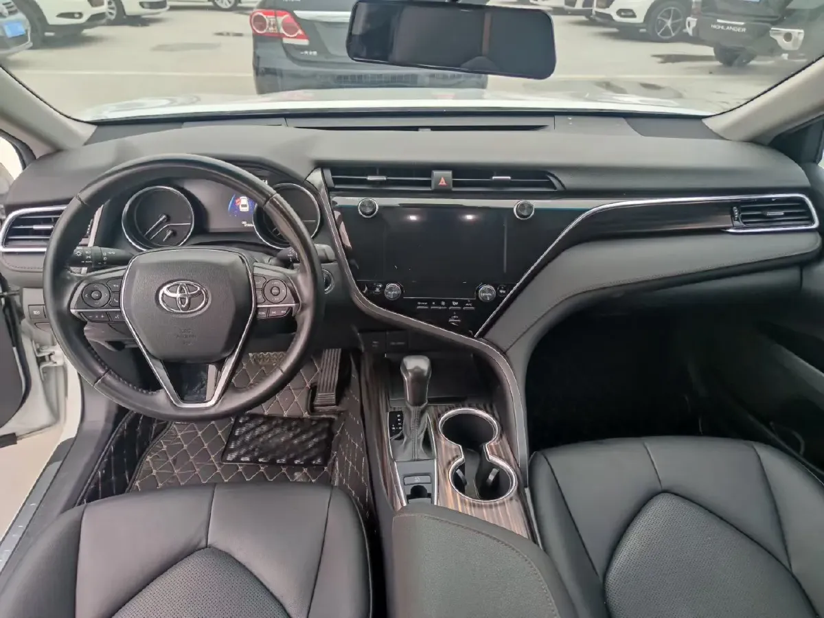 2019 Toyota Camry 2.0L 178HP L4 CVT,autocango,china used car exporter,china ev exporter,chinese used car exporter,chinese used ev exporter