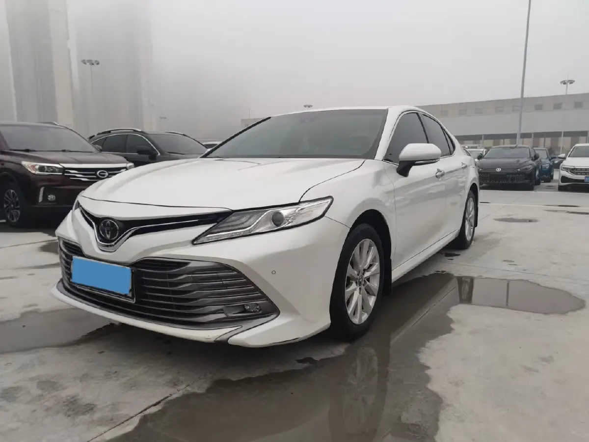 2019 Toyota Camry 2.0L 178HP L4 CVT,autocango,china used car exporter,china ev exporter,chinese used car exporter,chinese used ev exporter