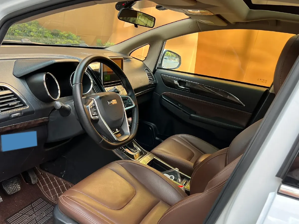 2017 LiFan XuanLang 2.0L 141HP L4 CVT,autocango,china used car exporter,china ev exporter,chinese used car exporter,chinese used ev exporter