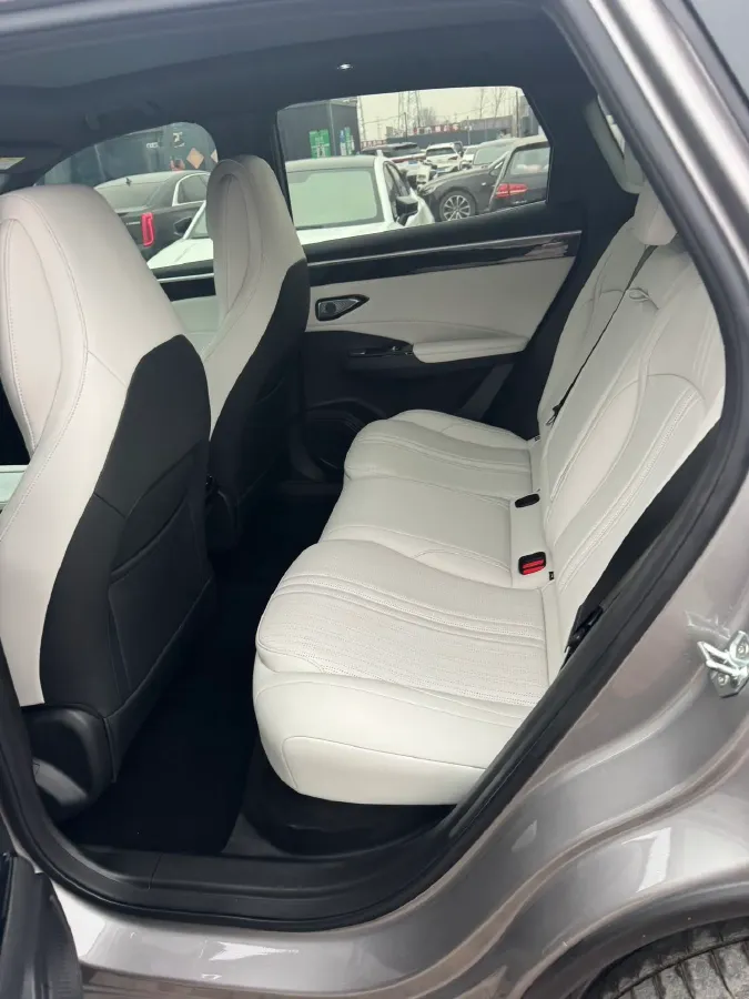 2023 Geely Galaxy L7 1.5T 163HP L4 3DHT PHEV 18.7KWH,autocango,china used car exporter,china ev exporter,chinese used car exporter,chinese used ev exporter