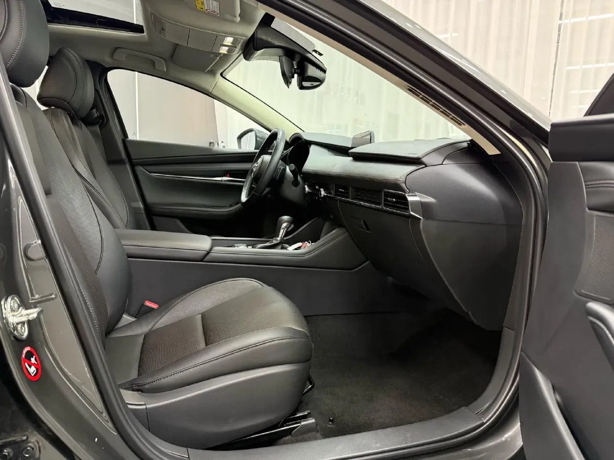 2021 Mazda 3 Axela 2.0L 158HP L4 6AT,autocango,china used car exporter,china ev exporter,chinese used car exporter,chinese used ev exporter