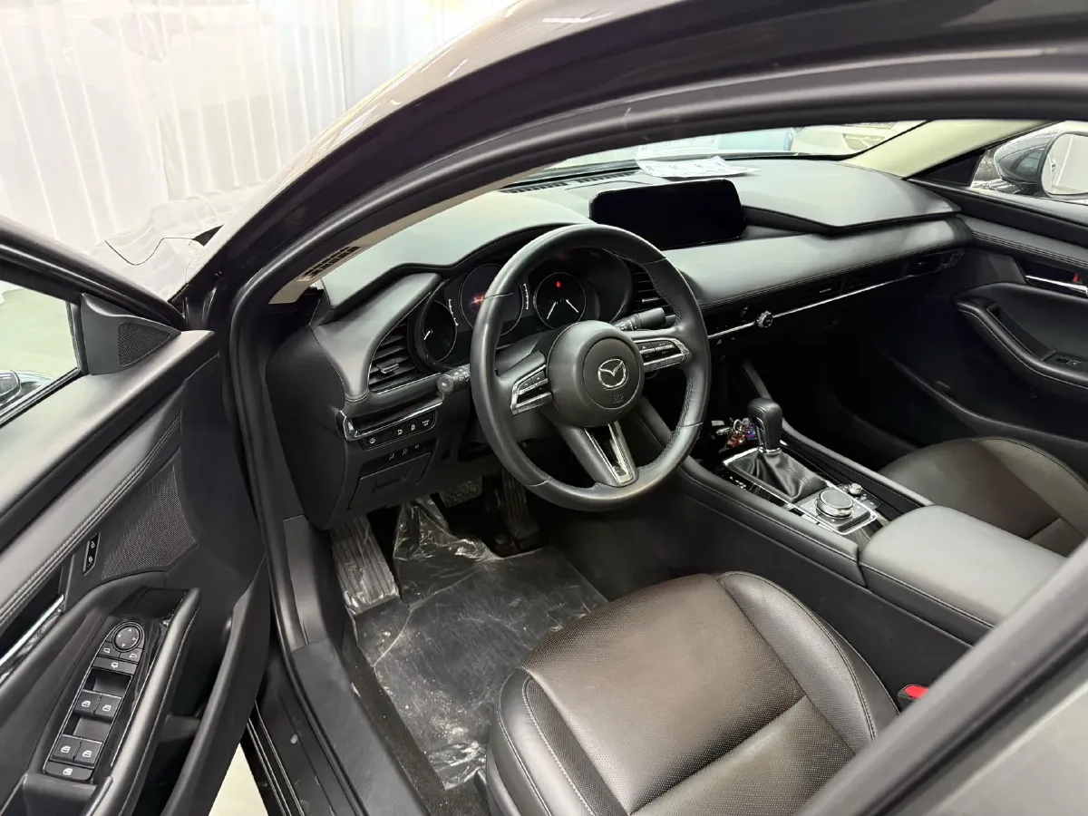 2021 Mazda 3 Axela 2.0L 158HP L4 6AT,autocango,china used car exporter,china ev exporter,chinese used car exporter,chinese used ev exporter