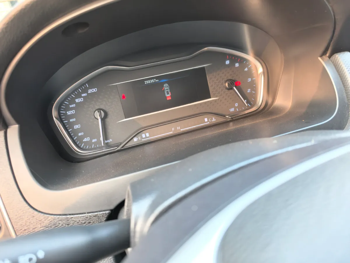 2023 MAXUS G20 2.0T 163HP L4 6MT,autocango,china used car exporter,china ev exporter,chinese used car exporter,chinese used ev exporter