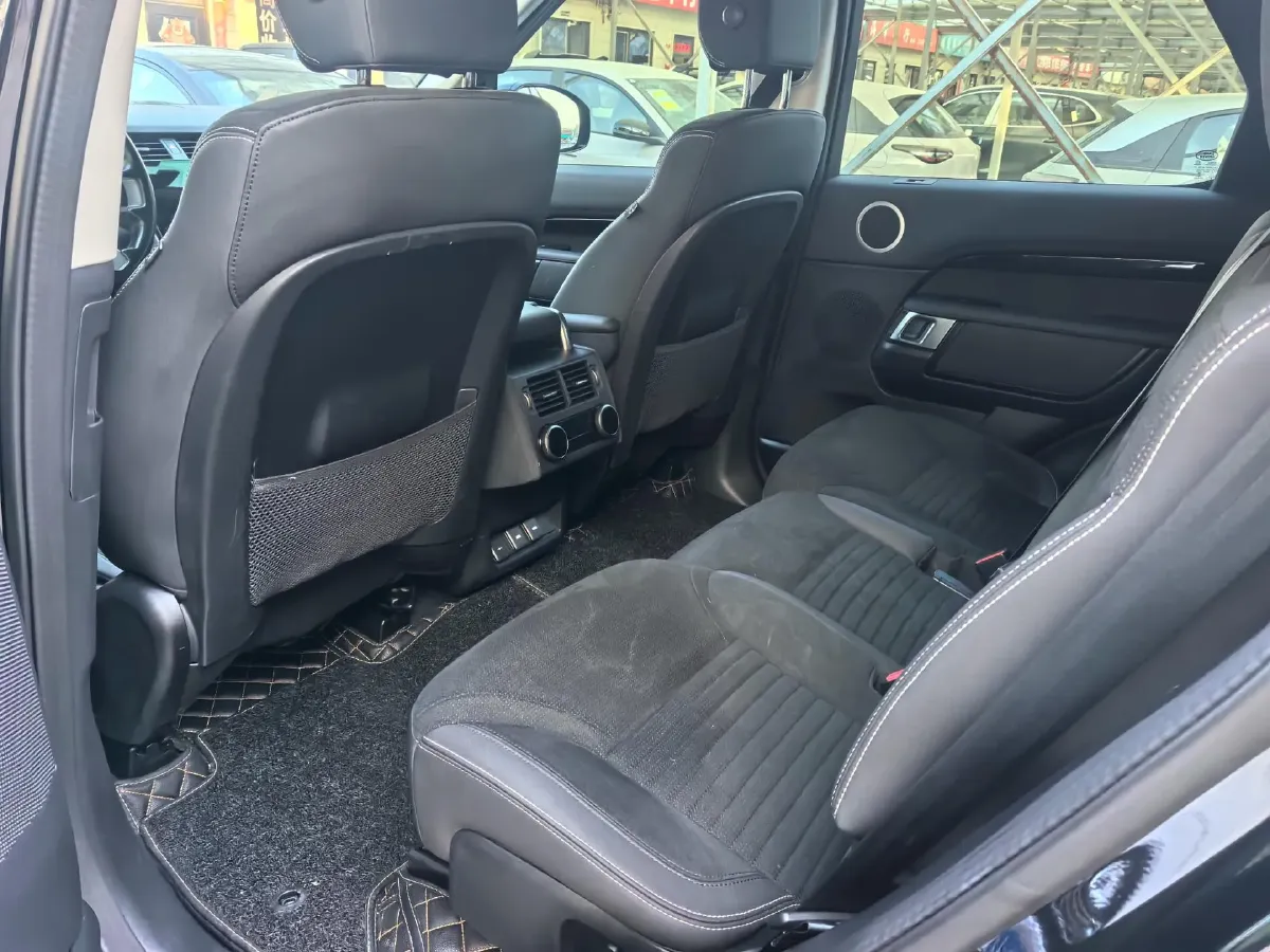 2023 Land Rover Discovery 2.0T 300HP L4 8AT,autocango,china used car exporter,china ev exporter,chinese used car exporter,chinese used ev exporter