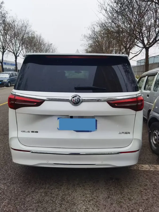 2023 Buick GL8 2.0T 237HP L4 9AT,autocango,china used car exporter,china ev exporter,chinese used car exporter,chinese used ev exporter