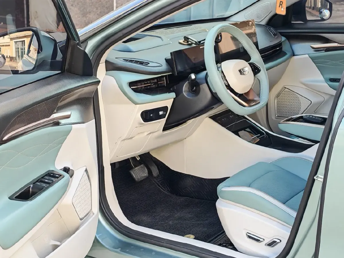 2022 Ruichi Auto ED71 BEV 60.152KWH,autocango,china used car exporter,china ev exporter,chinese used car exporter,chinese used ev exporter