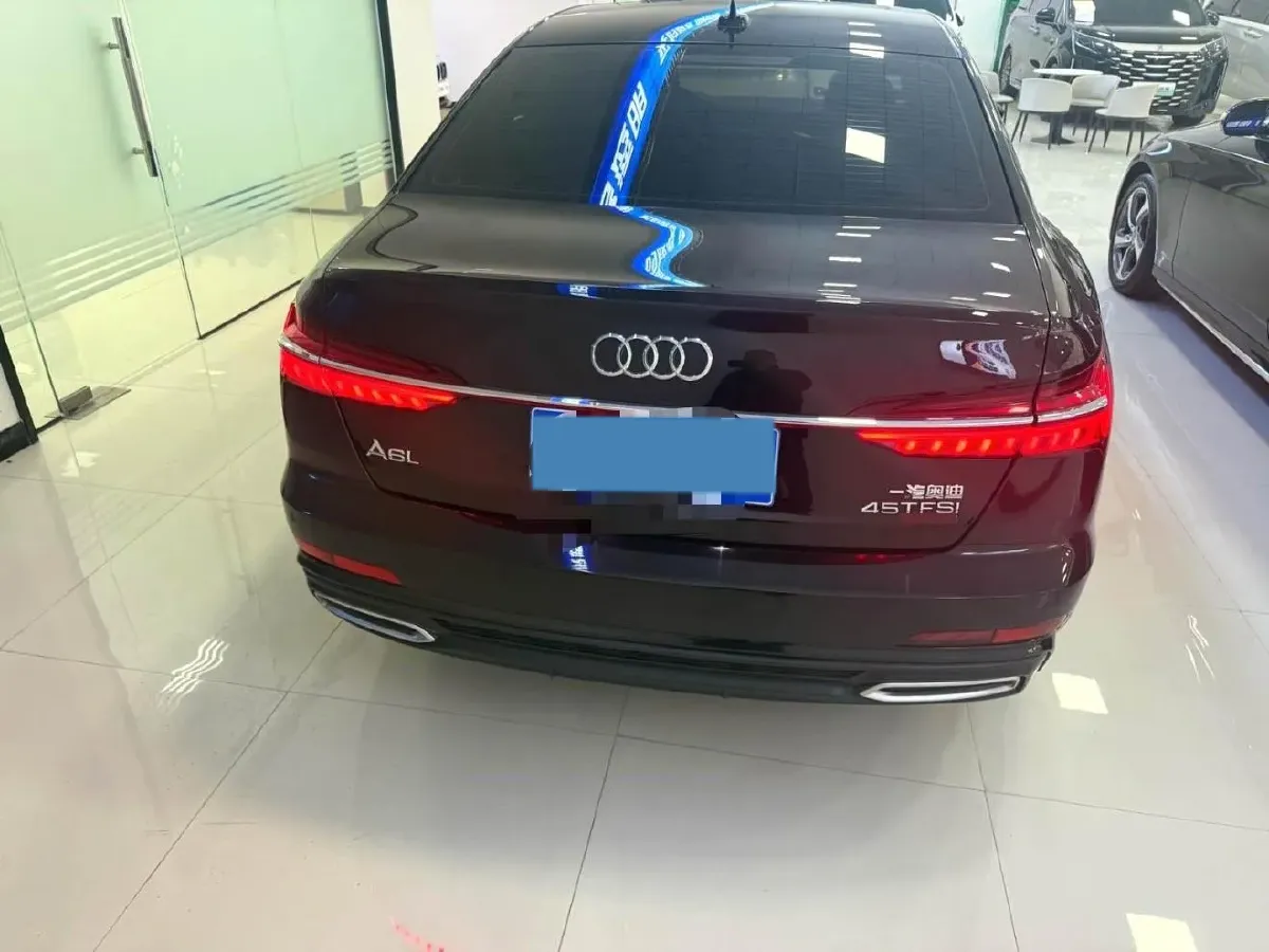 2019 Mercedes-Benz GLC Class 2.0T 245HP L4 9AT,autocango,china used car exporter,china ev exporter,chinese used car exporter,chinese used ev exporter