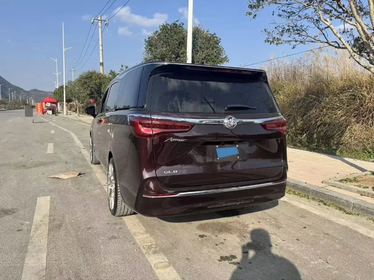 2021 Buick GL8 2.0T 237HP L4 9AT,autocango,china used car exporter,china ev exporter,chinese used car exporter,chinese used ev exporter