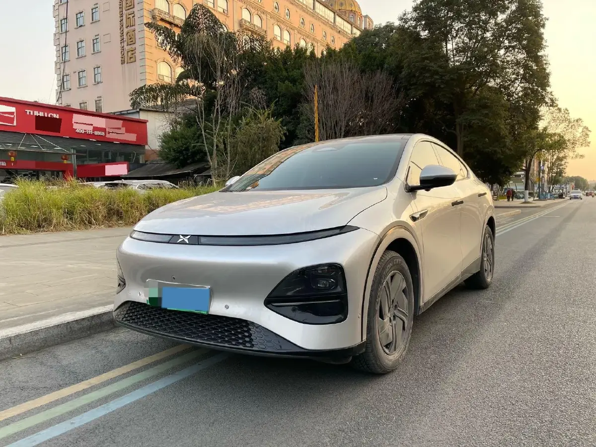 2023 Xpeng G6 BEV 66KWH