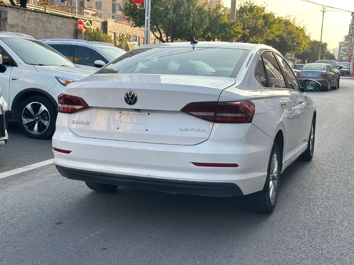2021 Volkswagen Lavida 1.5L 113HP L4 6AT,autocango,china used car exporter,china ev exporter,chinese used car exporter,chinese used ev exporter