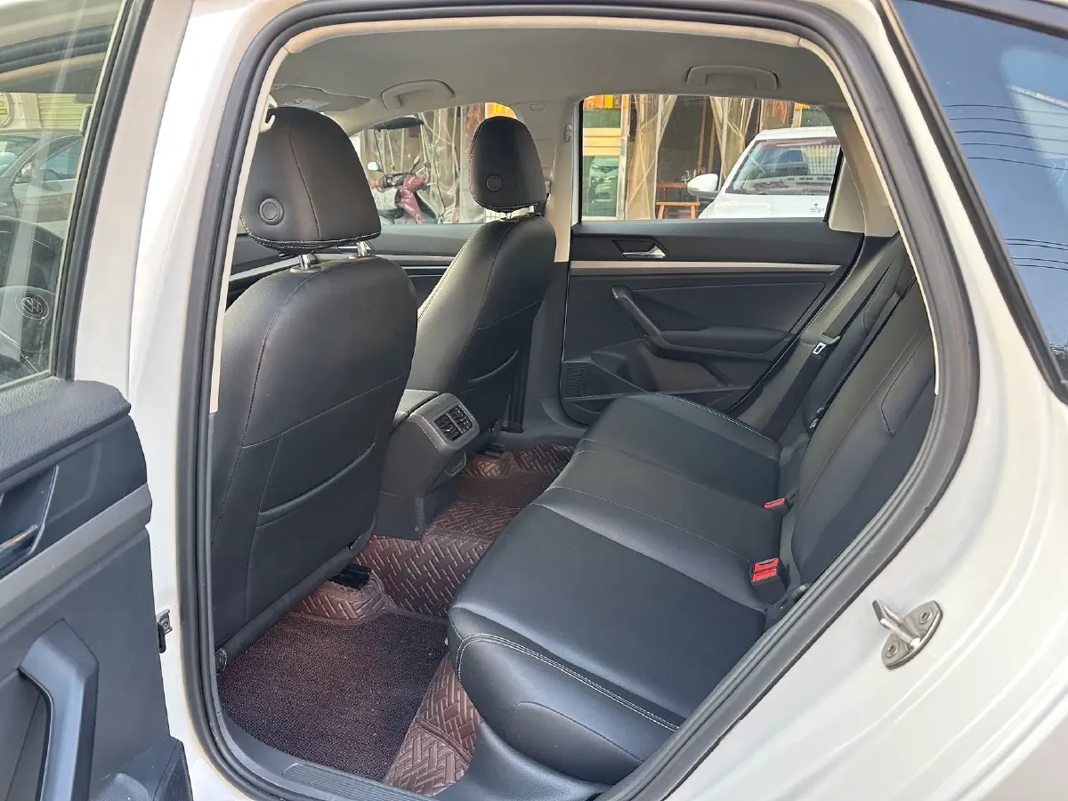 2021 Volkswagen Lavida 1.5L 113HP L4 6AT,autocango,china used car exporter,china ev exporter,chinese used car exporter,chinese used ev exporter