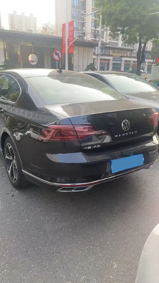 2023 Volkswagen Magotan 2.0T 186HP L4 7DCT,autocango,china used car exporter,china ev exporter,chinese used car exporter,chinese used ev exporter