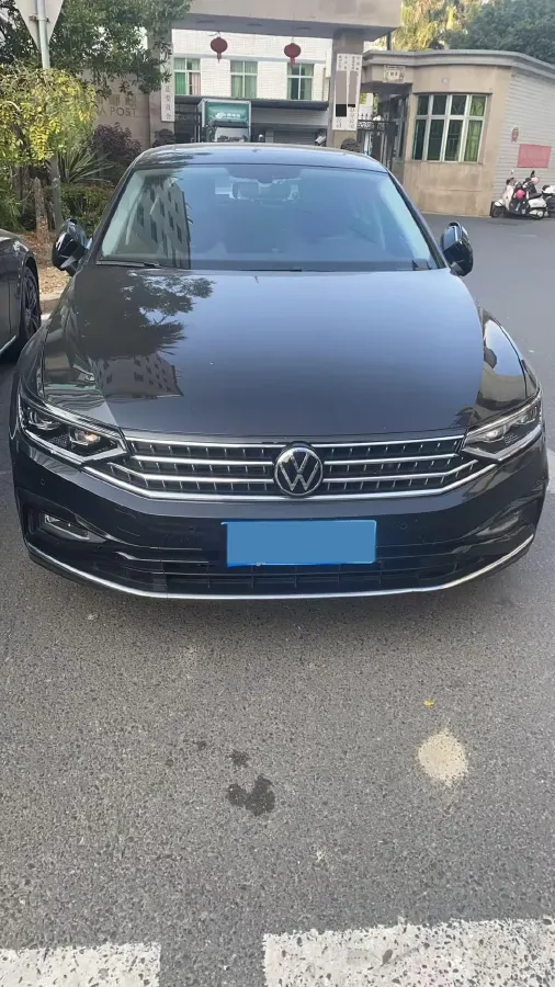 2023 Volkswagen Magotan 2.0T 186HP L4 7DCT,autocango,china used car exporter,china ev exporter,chinese used car exporter,chinese used ev exporter
