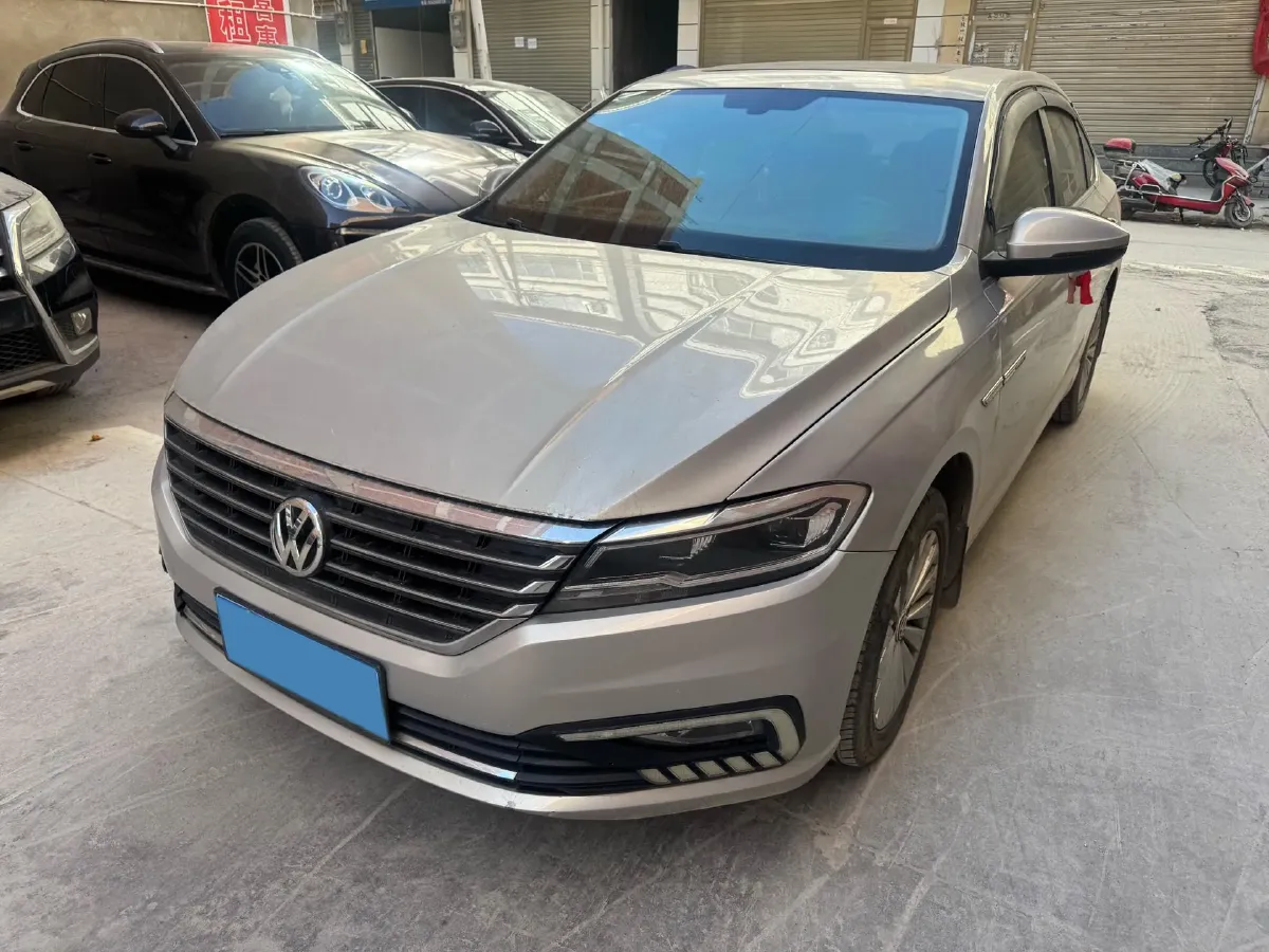 2018 Skoda Karoq 1.4T 150HP L4 7DCT,autocango,china used car exporter,china ev exporter,chinese used car exporter,chinese used ev exporter