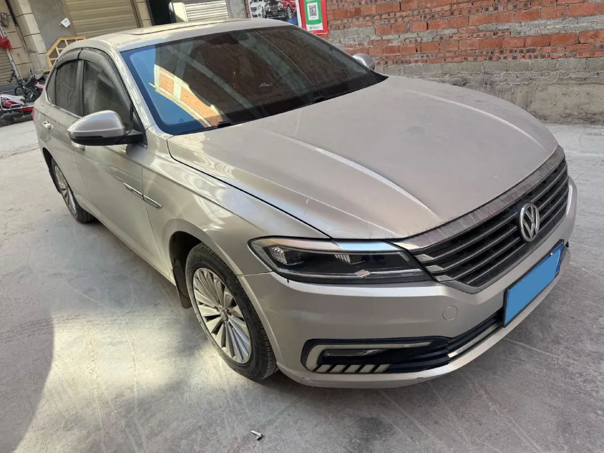 2018 Skoda Karoq 1.4T 150HP L4 7DCT,autocango,china used car exporter,china ev exporter,chinese used car exporter,chinese used ev exporter