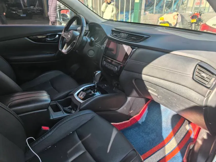 2021 Nissan X-Trail 2.0L 151HP L4 CVT,autocango,china used car exporter,china ev exporter,chinese used car exporter,chinese used ev exporter