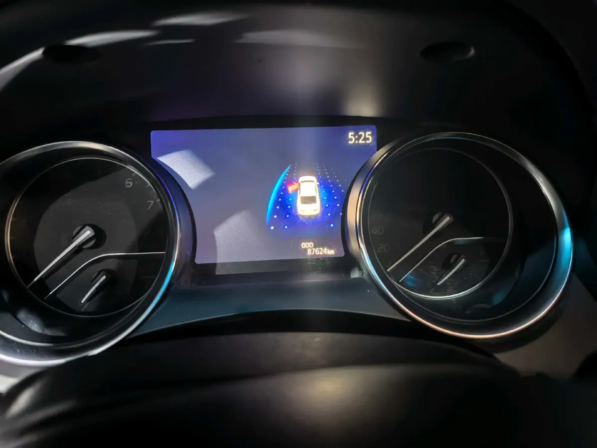 2019 Toyota Camry 2.0L 178HP L4 CVT,autocango,china used car exporter,china ev exporter,chinese used car exporter,chinese used ev exporter