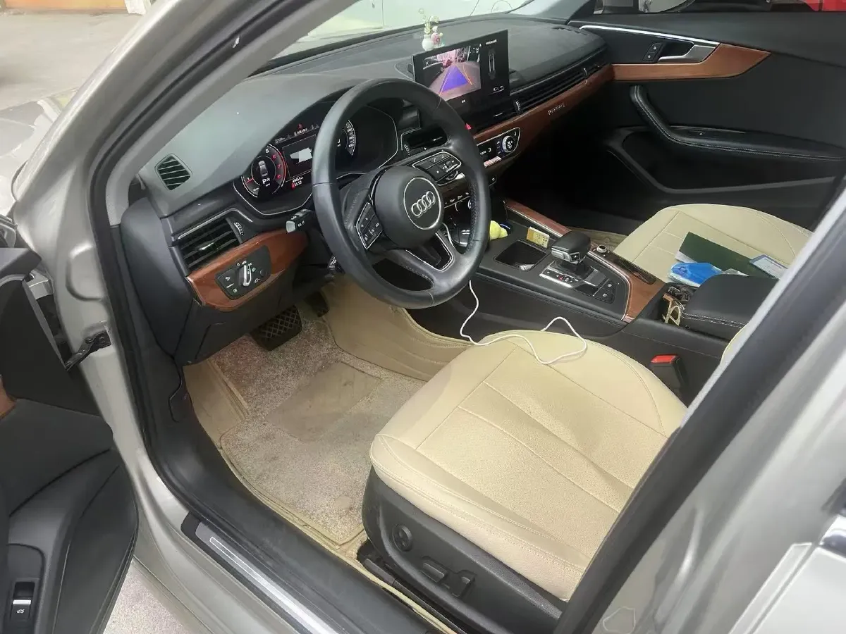 2020 Audi A4L 2.0T 190HP L4 7DCT,autocango,china used car exporter,china ev exporter,chinese used car exporter,chinese used ev exporter