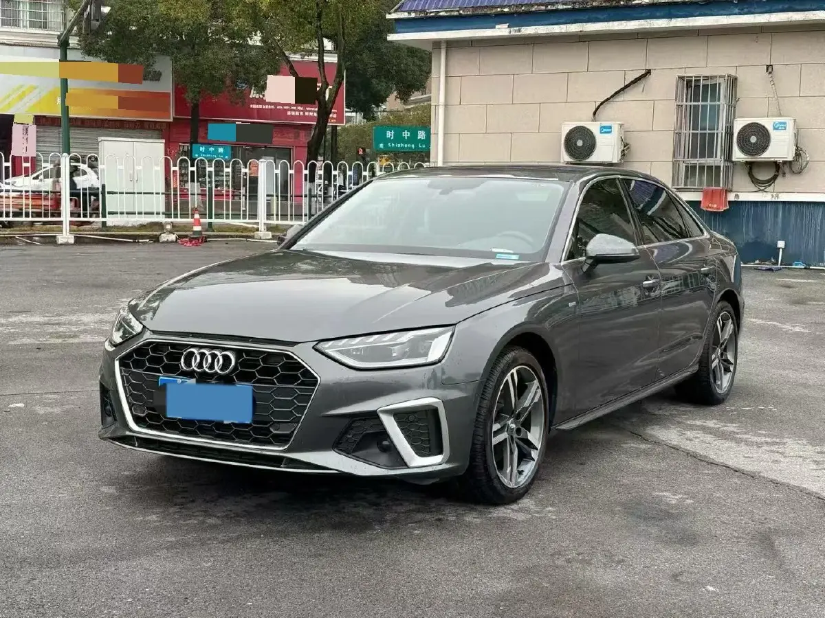 2020 Audi A4L 2.0T 190HP L4 7DCT