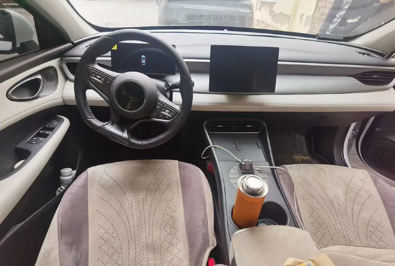 2025 BYD Seal05 DM-i 1.5L 101HP L4 E-CVT PHEV 7.68KWH,autocango,china used car exporter,china ev exporter,chinese used car exporter,chinese used ev exporter