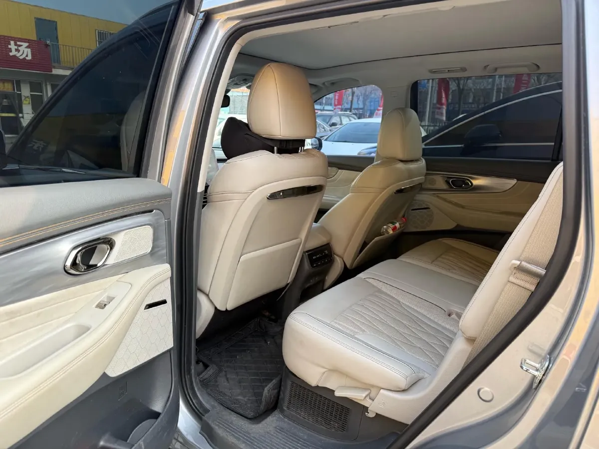 2022 GAC Trumpchi GS8 2.0T 190HP L4 E-CVT Hybrid,autocango,china used car exporter,china ev exporter,chinese used car exporter,chinese used ev exporter