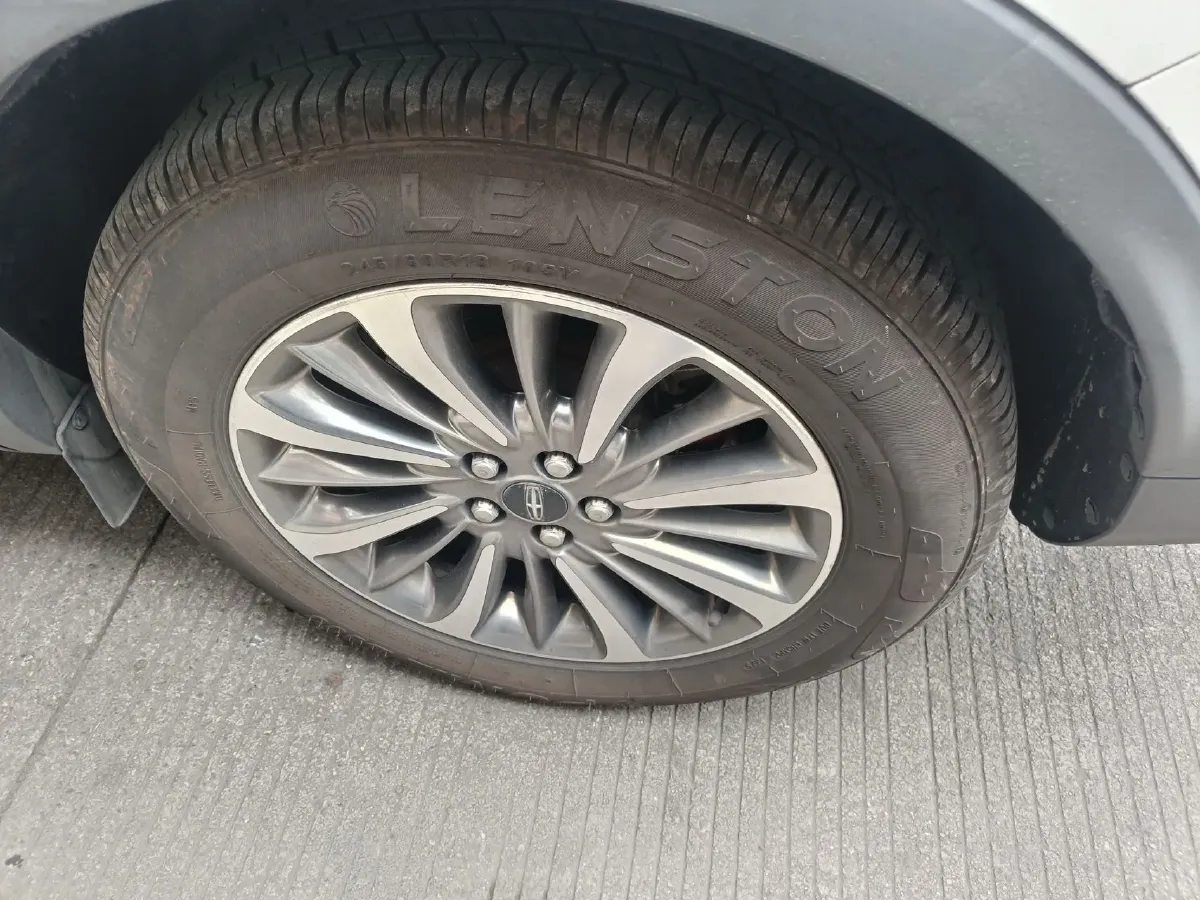 2019 Lincoln Nautilus 2.0T 235HP L4 8AT,autocango,china used car exporter,china ev exporter,chinese used car exporter,chinese used ev exporter