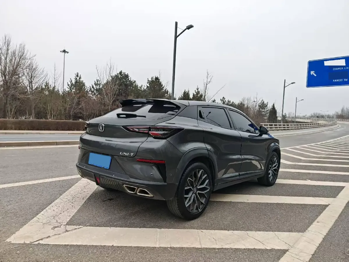 2022 ChangAn UNI-T 1.5T 188HP L4 7DCT,autocango,china used car exporter,china ev exporter,chinese used car exporter,chinese used ev exporter