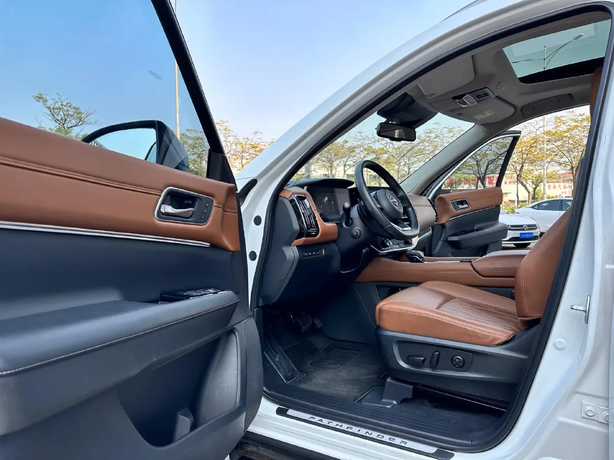 2024 Nissan Pathfinder 2.0T 252HP L4 9AT,autocango,china used car exporter,china ev exporter,chinese used car exporter,chinese used ev exporter