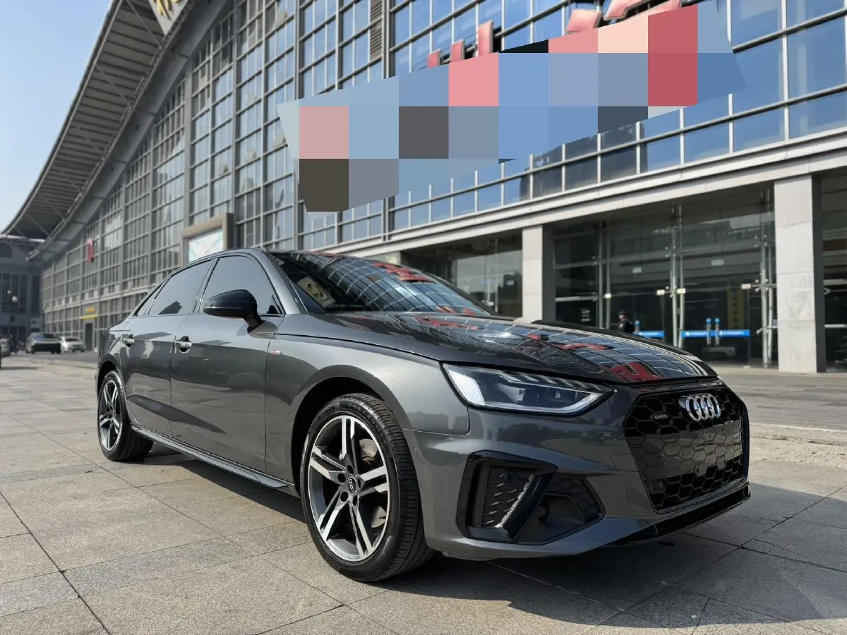 2022 Audi A4L 2.0T 190HP L4 7DCT,autocango,china used car exporter,china ev exporter,chinese used car exporter,chinese used ev exporter
