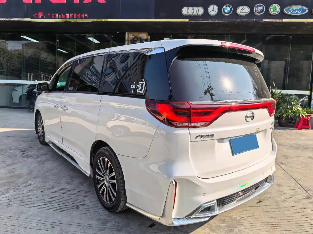 2021 GAC Trumpchi M8 2.0T 252HP L4 8AT,autocango,china used car exporter,china ev exporter,chinese used car exporter,chinese used ev exporter