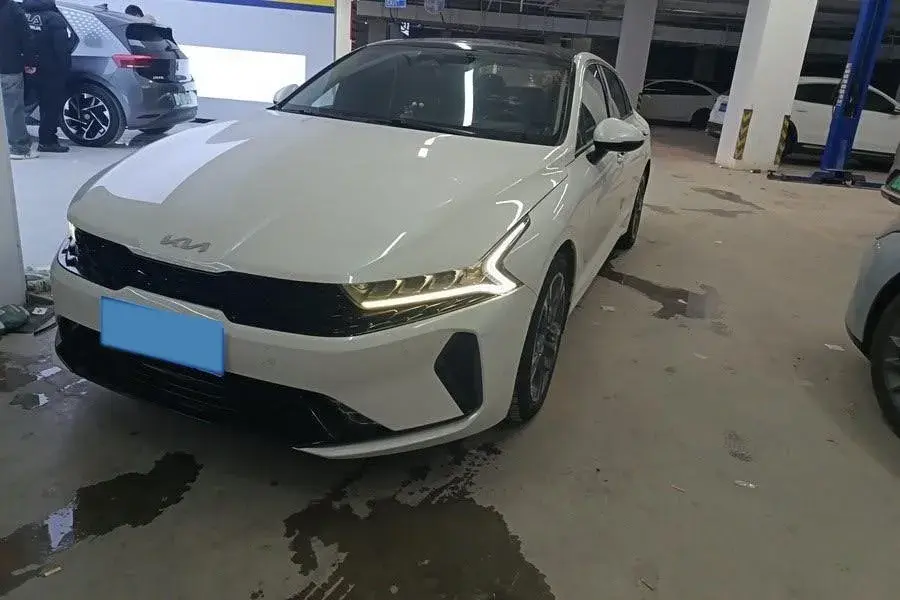 2020 Kia K5 1.5T 170HP L4 7DCT