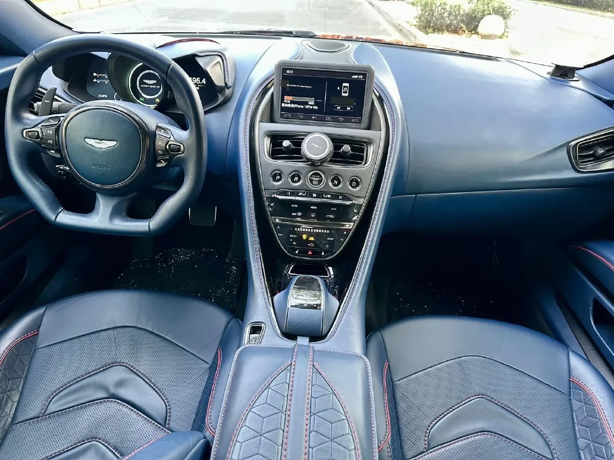2019 Aston Martin DBS 5.2T 725HP V12 8AT,autocango,china used car exporter,china ev exporter,chinese used car exporter,chinese used ev exporter