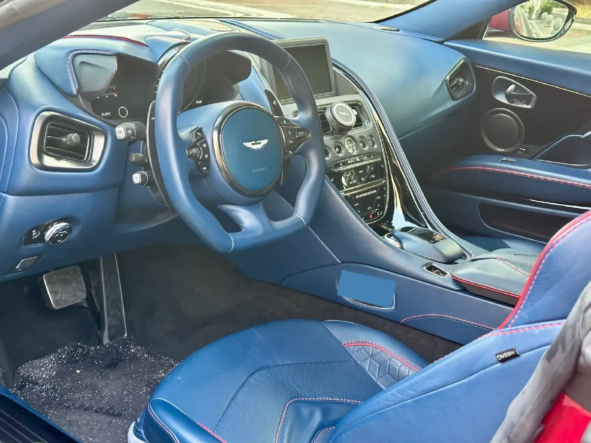 2019 Aston Martin DBS 5.2T 725HP V12 8AT,autocango,china used car exporter,china ev exporter,chinese used car exporter,chinese used ev exporter