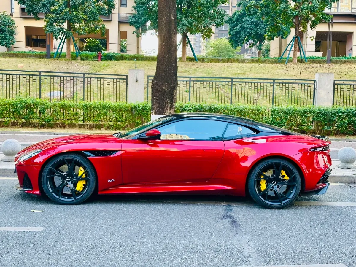 2019 Aston Martin DBS 5.2T 725HP V12 8AT,autocango,china used car exporter,china ev exporter,chinese used car exporter,chinese used ev exporter