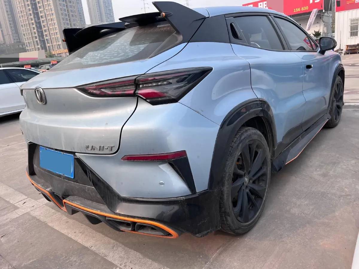 2022 ChangAn UNI-T 1.5T 188HP L4 7DCT,autocango,china used car exporter,china ev exporter,chinese used car exporter,chinese used ev exporter