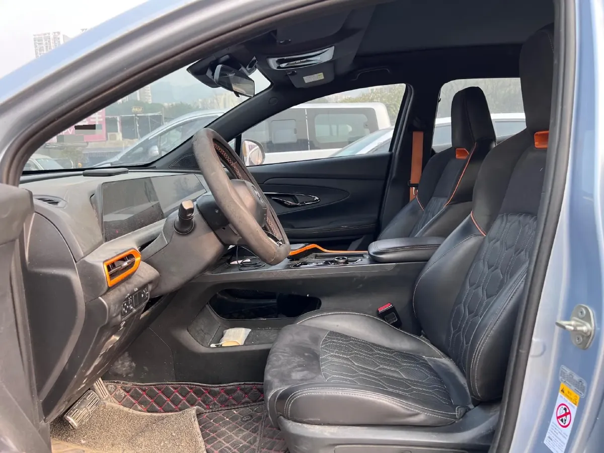 2022 ChangAn UNI-T 1.5T 188HP L4 7DCT,autocango,china used car exporter,china ev exporter,chinese used car exporter,chinese used ev exporter