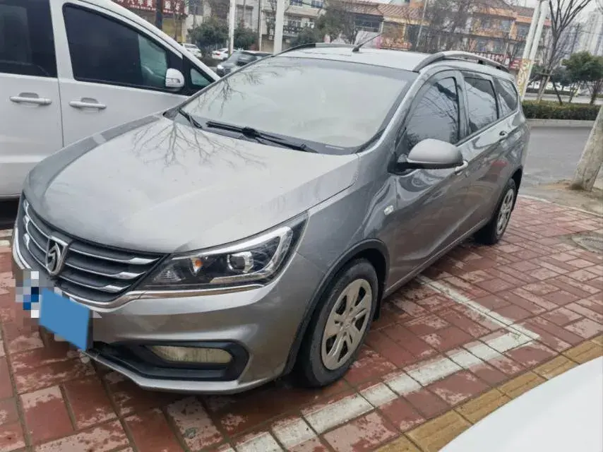 2017 BaoJun 310W 1.5L 112HP L4 6MT