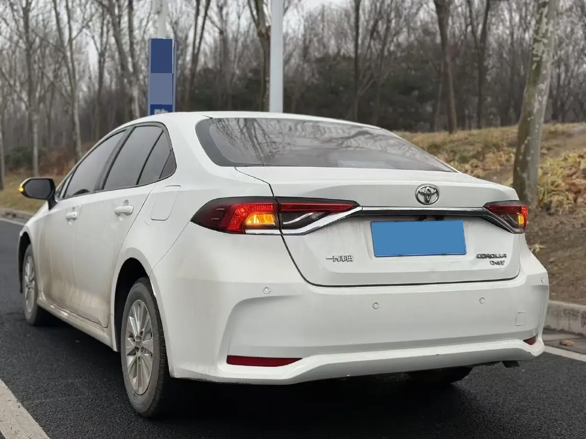 2021 Toyota Corolla 1.2T 116HP L4 CVT,autocango,china used car exporter,china ev exporter,chinese used car exporter,chinese used ev exporter