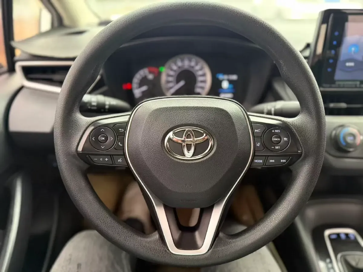 2021 Toyota Corolla 1.2T 116HP L4 CVT,autocango,china used car exporter,china ev exporter,chinese used car exporter,chinese used ev exporter