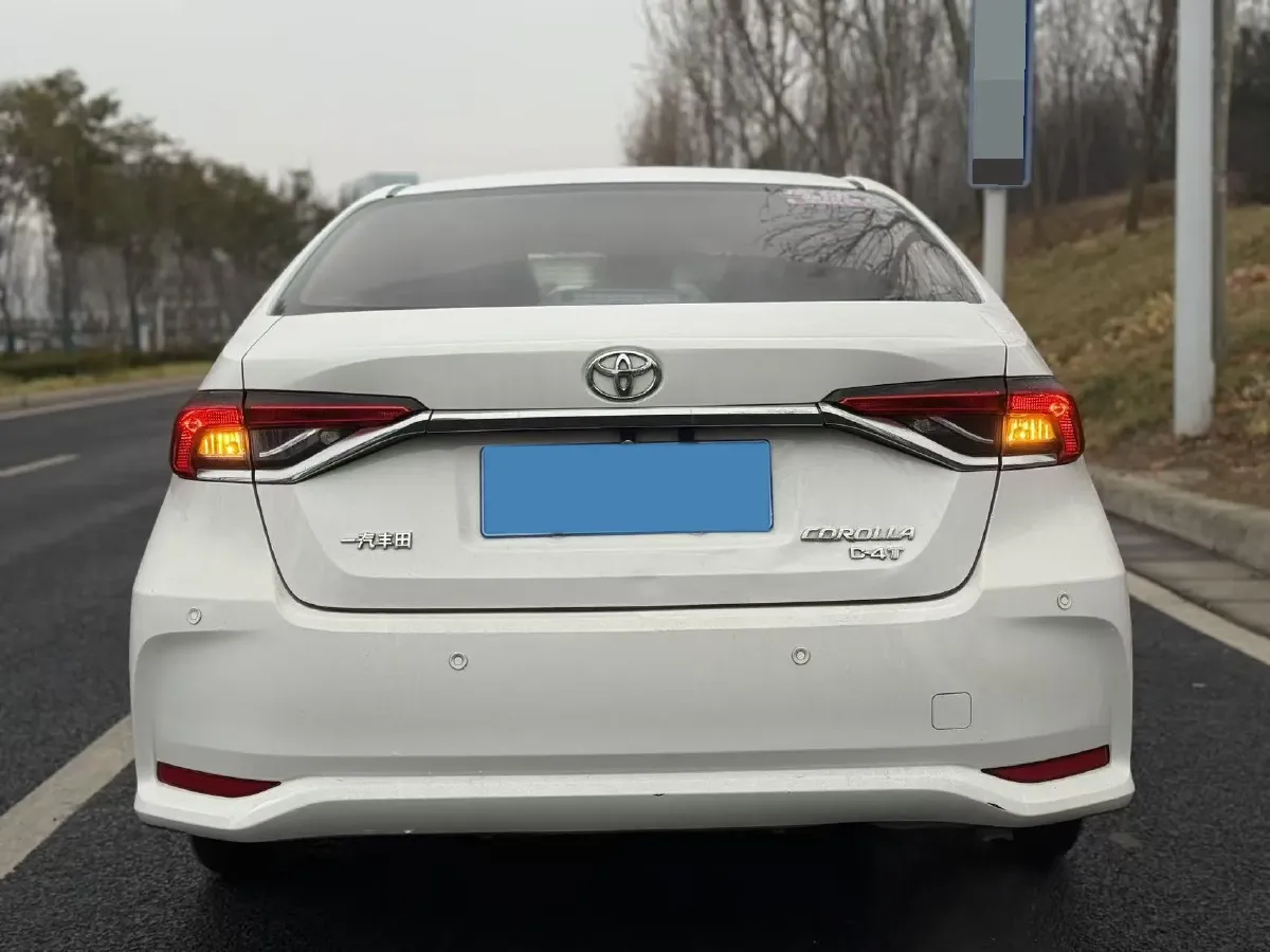 2021 Toyota Corolla 1.2T 116HP L4 CVT,autocango,china used car exporter,china ev exporter,chinese used car exporter,chinese used ev exporter